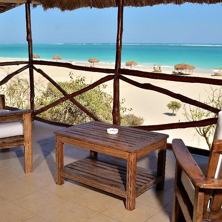 Shangri-La Lodge Ambatomilo 外观 照片