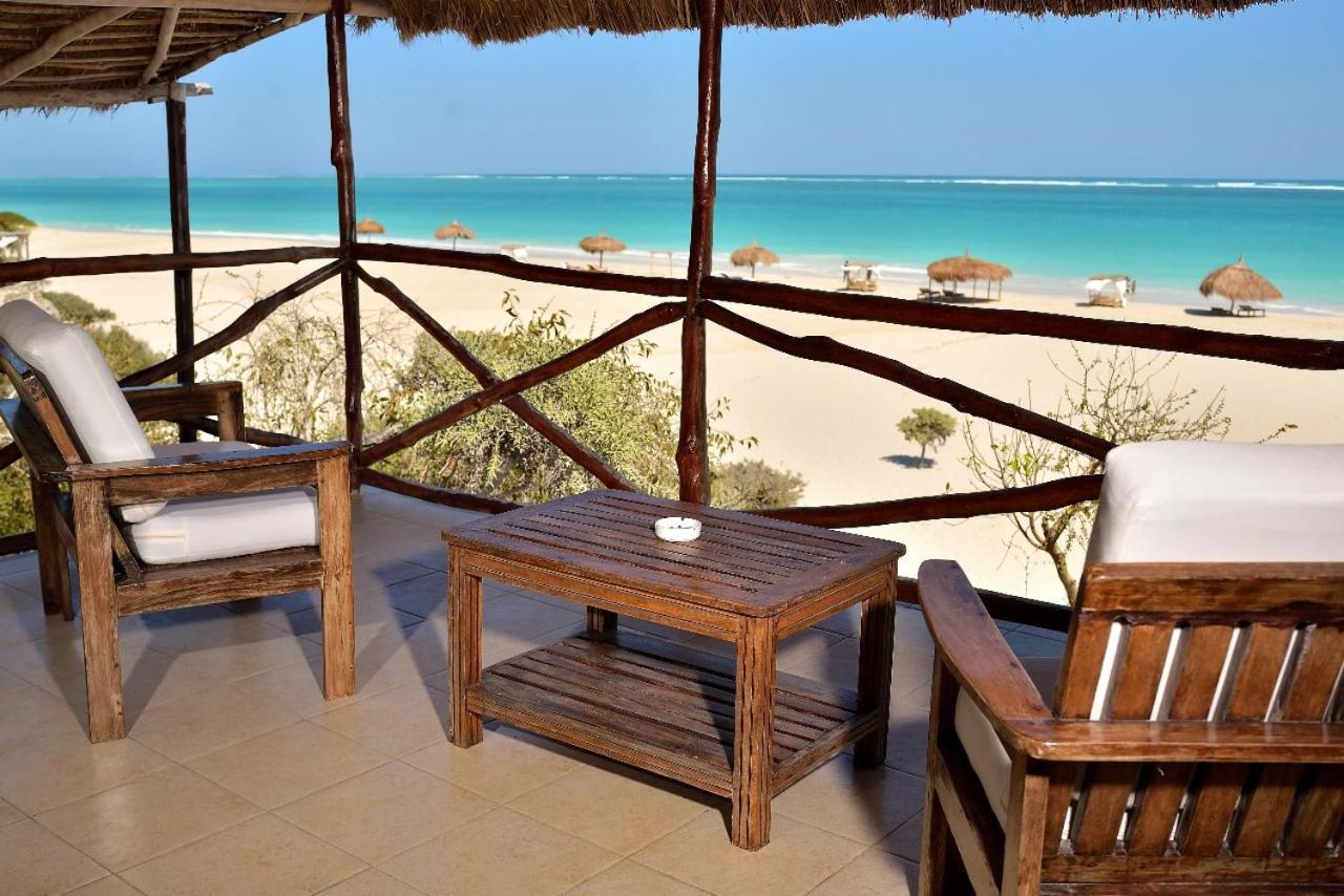 Shangri-La Lodge Ambatomilo 外观 照片